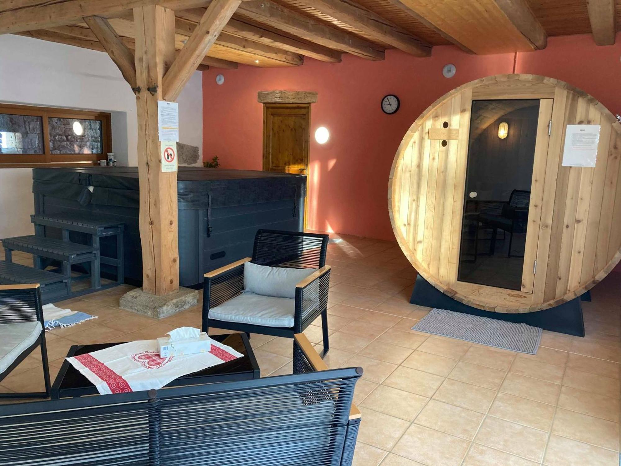 مبيت وإفطار Censeau Le Moulin Des Oyes المظهر الخارجي الصورة